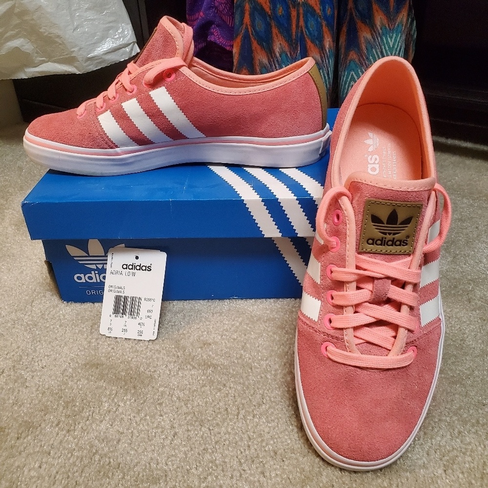 8 1/2 Adidas womens shoes